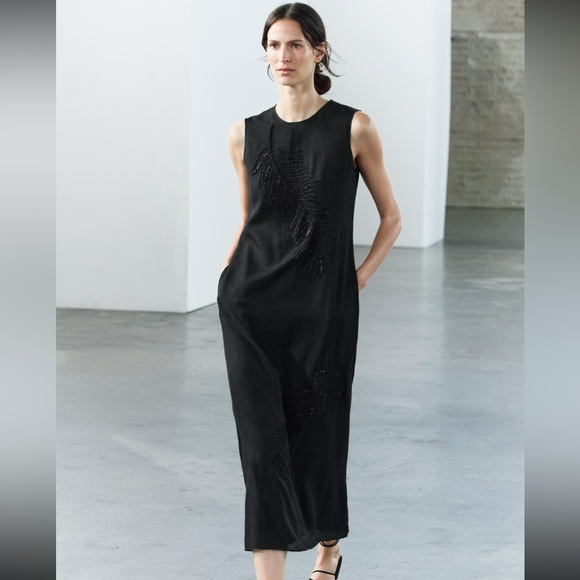 Embroidered Midi Zara dress (nwt) - Picture 4 of 10